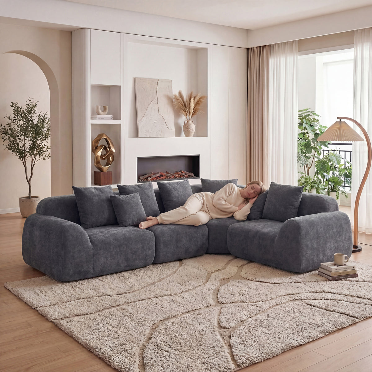 Greve sectional cushion and seam detail