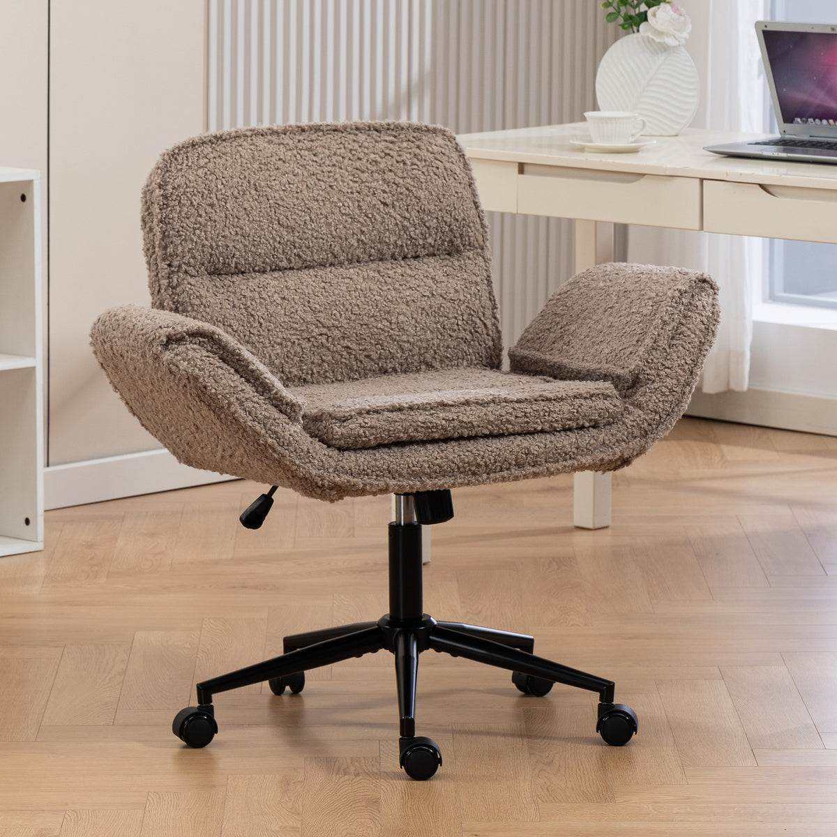Alnwick chair in brown teddy fleece