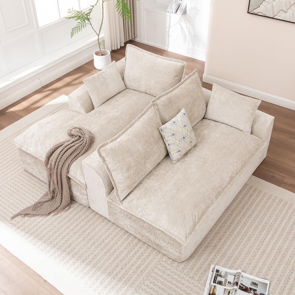 Lorne Modular Sectional, pillow back detail