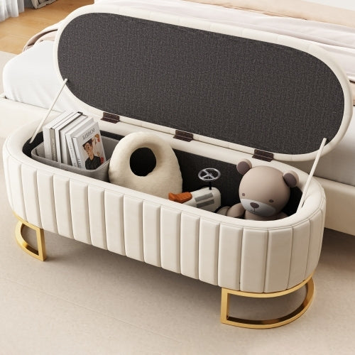 Rannoch ottoman with the lid open