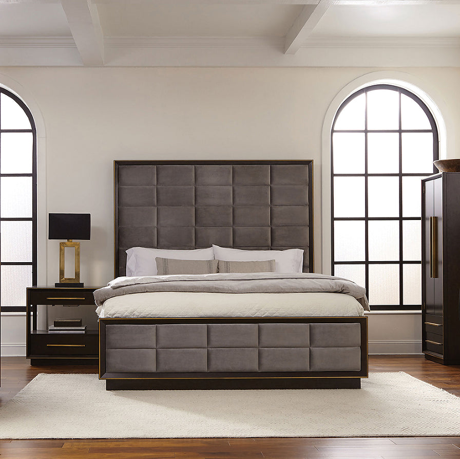 Tetbury six-drawer dresser in a bedroom